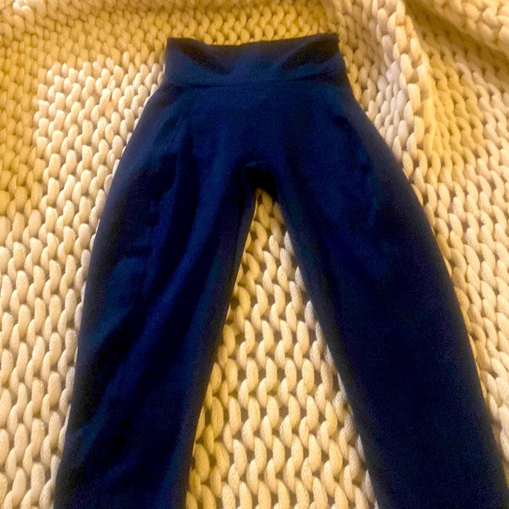 Navy blue bombshell sportswear scrunched leggings small